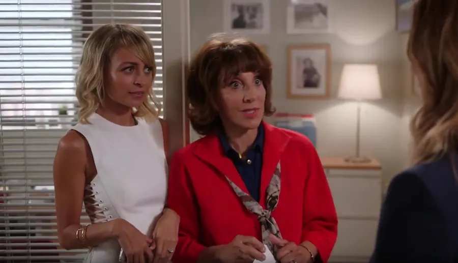 5 Great Current TV Shows That Explore Modern Feminism!
