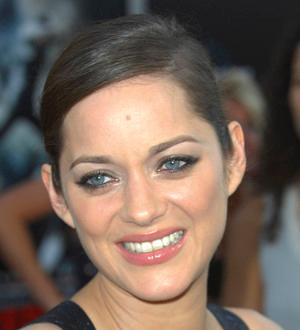 Marion Cotillard gives birth to baby boy