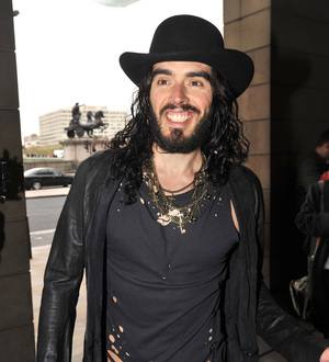 Russell Brand still loves Katy Perry