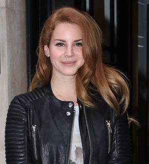Lana Del Rey scraps London show over illness
