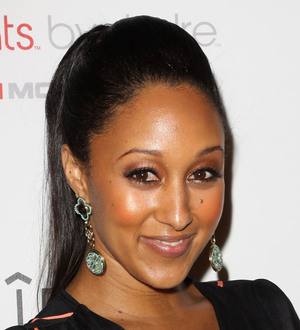Tamera Mowry weds