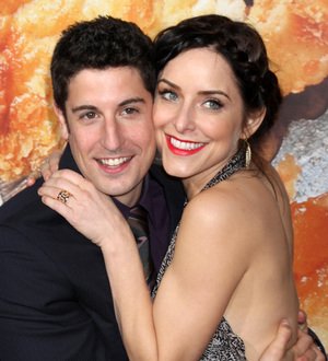 Jason Biggs: 'My wife is messy'