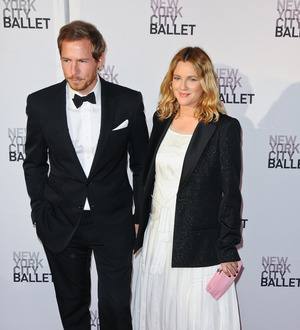 Drew Barrymore gives birth