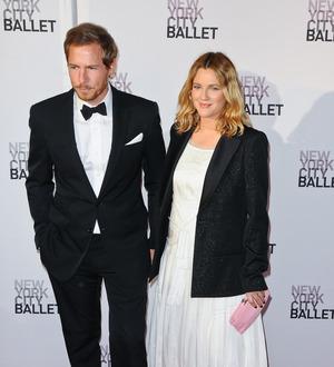 Drew Barrymore gives birth