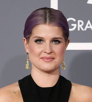 Kelly Osbourne sprains ankle in toilet drama
