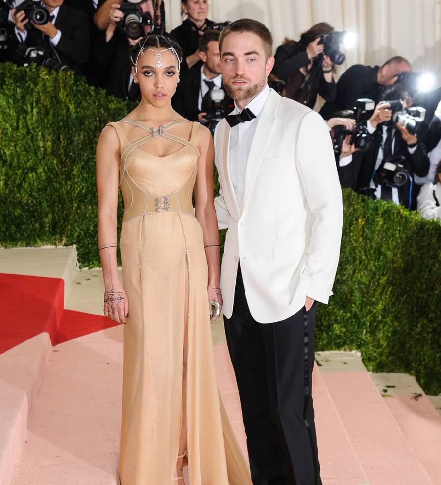 FKA twigs and Robert Pattinson 'planning December nuptials'