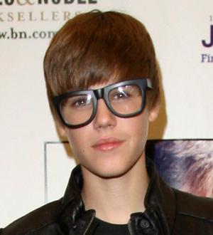 Bieber Dominates American Music Awards with Four Wins