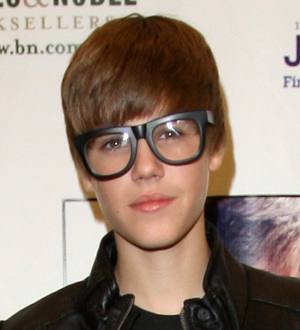 Bieber Dominates American Music Awards with Four Wins