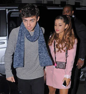 Ariana Grande hints at Nathan Sykes split