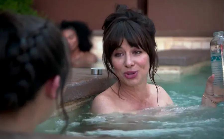 YH EXCLUSIVE: Comedian Natasha Leggero to Guest Star on Season 2 of Freeform's "Alone Together"!