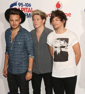 One Direction send video message to rollercoaster crash victim
