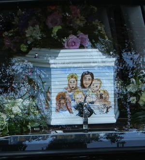 Peaches Geldof laid to rest
