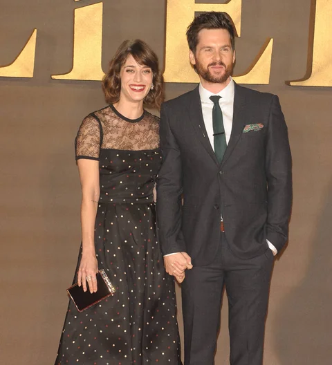 Lizzy Caplan weds in Italy