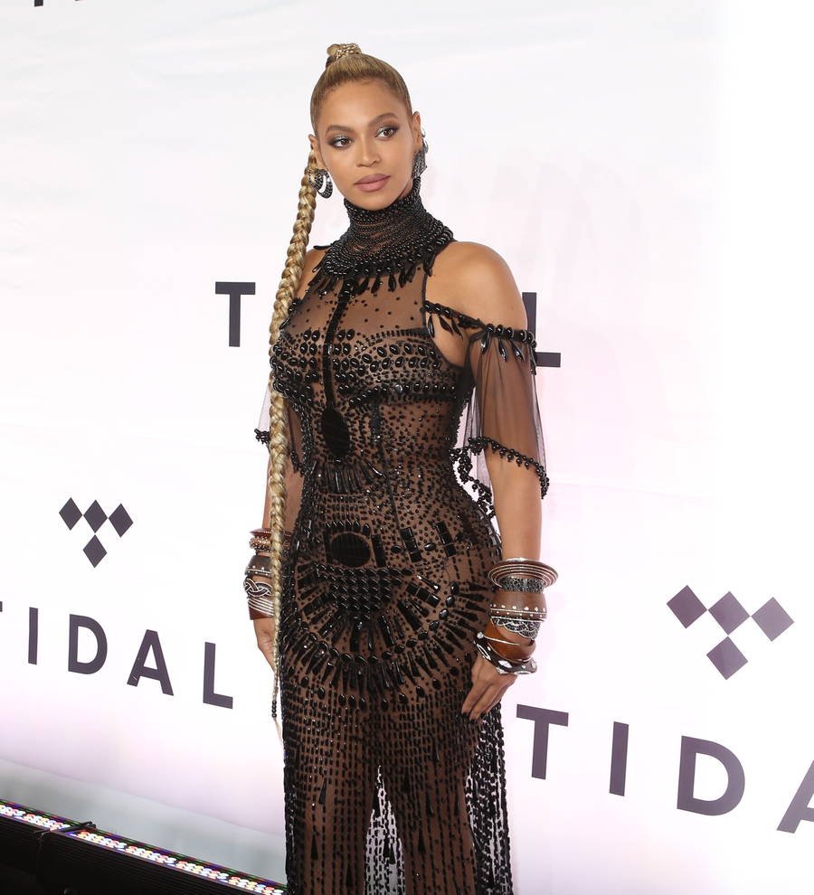 Beyonce and Pharrell Williams' items raise,000 for charity