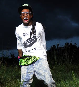 Lil Wayne stomps on American flag while shooting new music video