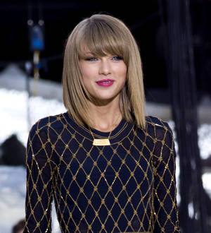 Taylor Swift skipped MTV EMAs to see brother's play