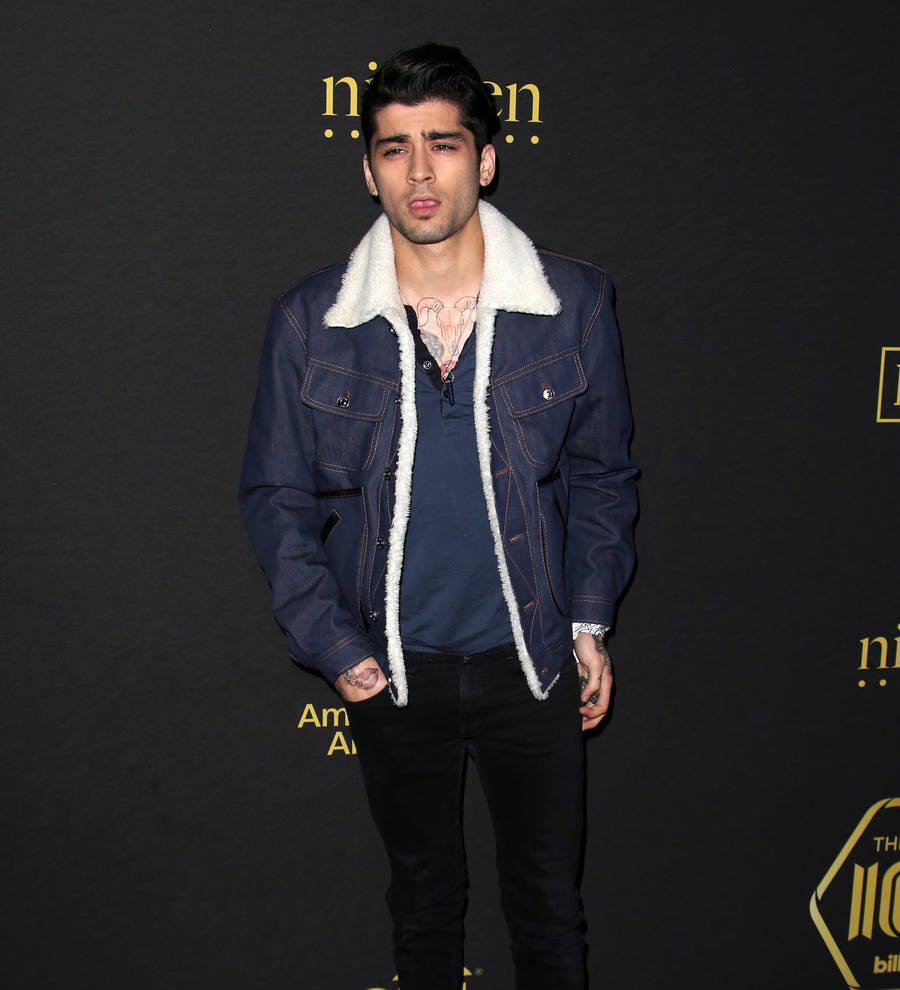Zayn Malik urges fans to help family friend's lung cancer battle