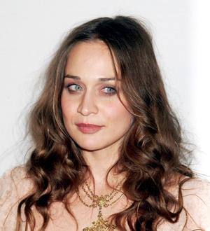 Fiona Apple released from jail