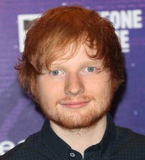Ed Sheeran surprises fans in Glasgow with impromptu gig