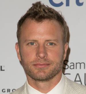 Dierks Bentley hosts charity motorcycle ride
