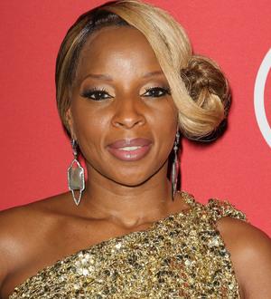 Mary J. Blige 'brainstorming' fashion line