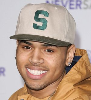 Chris Brown honours Michael Jackson in new video
