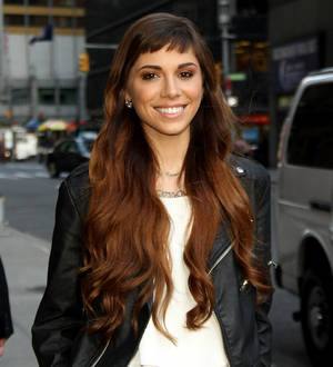 Christina Perri clears up pregnancy rumours