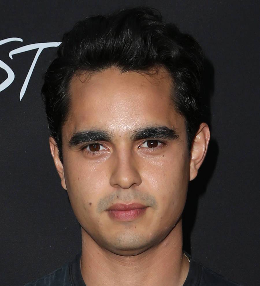 Elle Fanning to star in actor Max Minghella's directorial debut