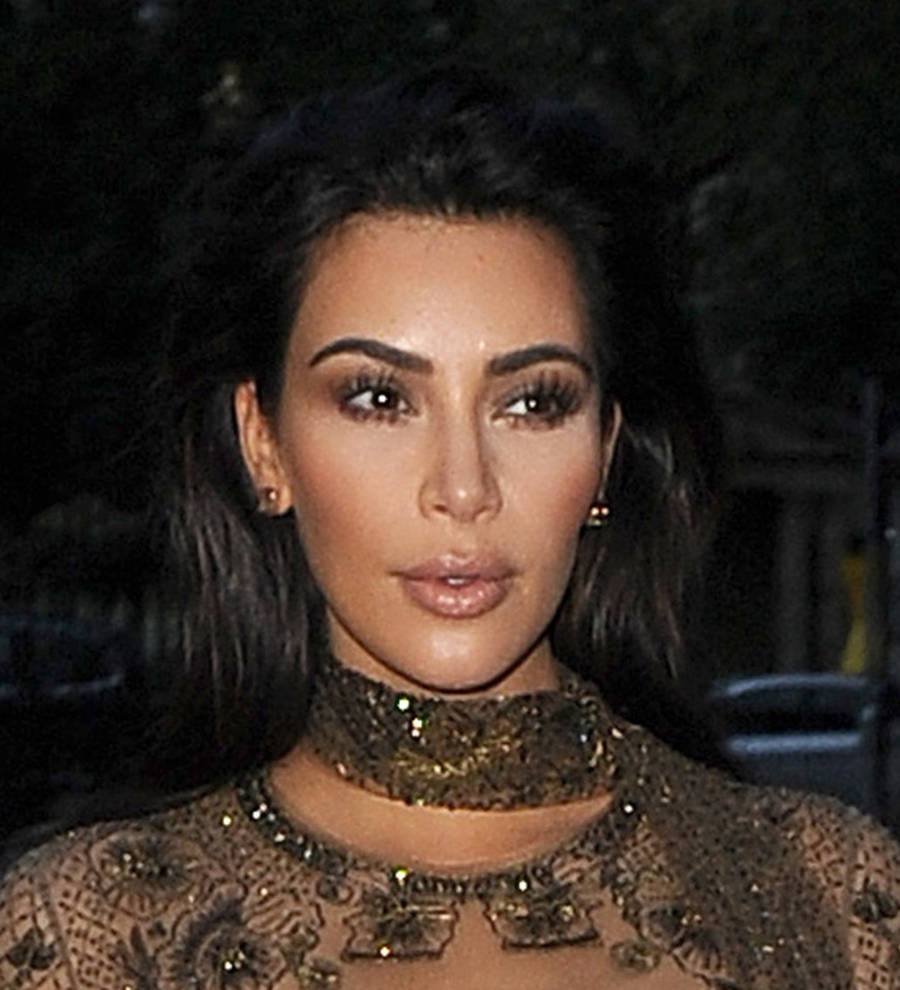 Kardashians sued over performing arts contract