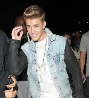 Justin Bieber escapes felony prosecution in alleged phone grab case