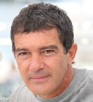 Antonio Banderas is a prankster onset