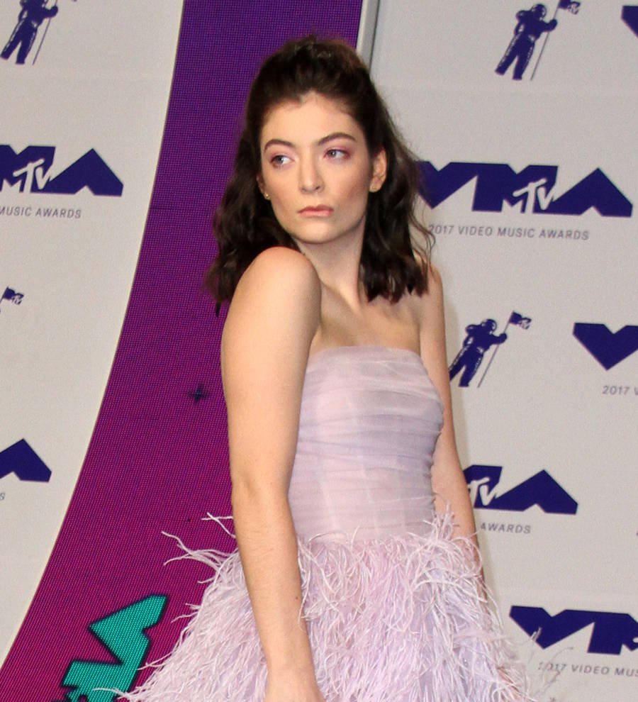 Lorde gains Croatian citizenship