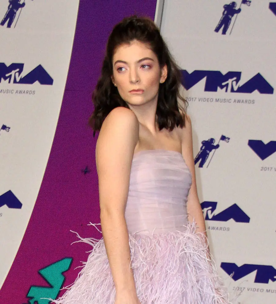 Lorde gains Croatian citizenship