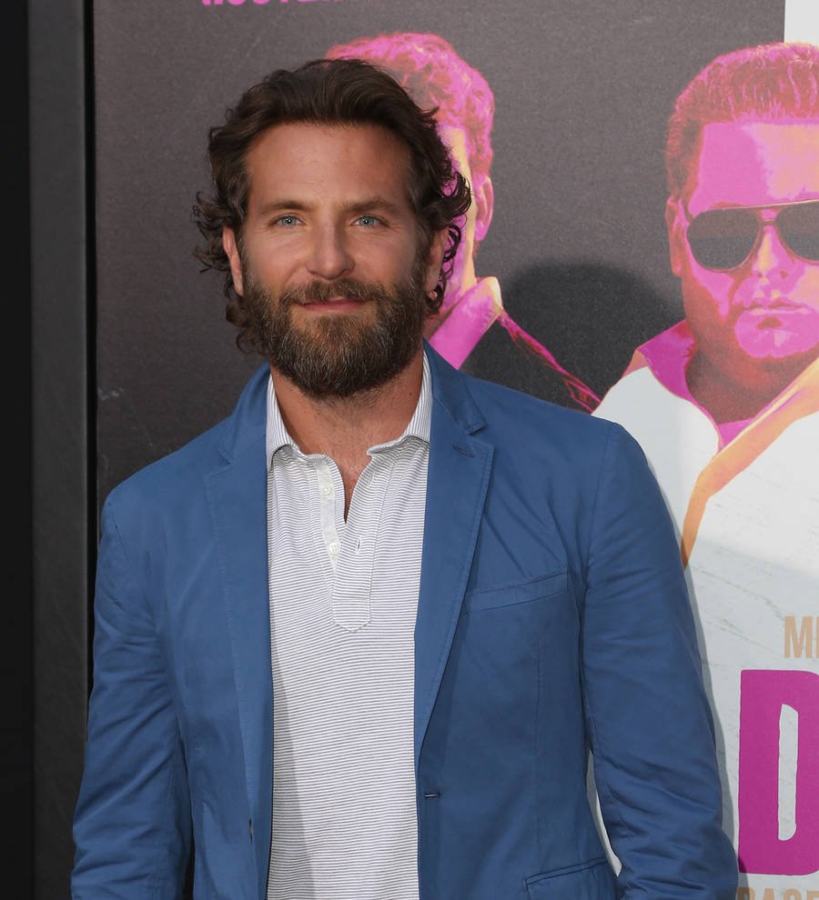 Bradley Cooper joins friend's wedding at alma mater