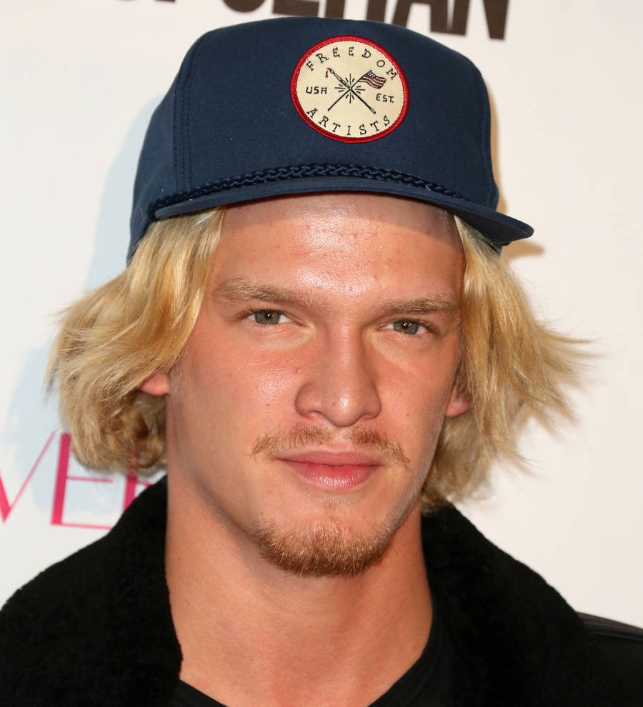 Cody Simpson reportedly dating model Sahara Ray