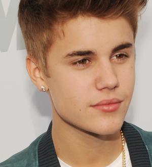 Justin Bieber surprises fans with video game prank