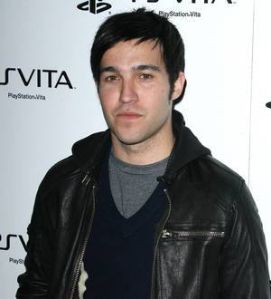Pete Wentz asks fans for avatar submissions