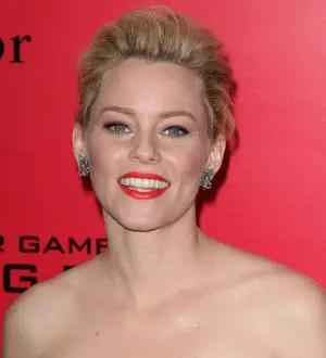 Elizabeth Banks to direct Pitch Perfect sequel