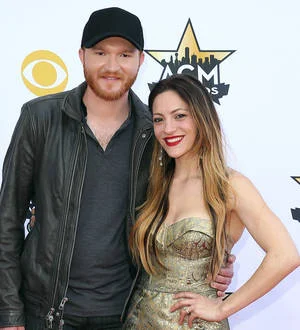 Country star Eric Paslay weds