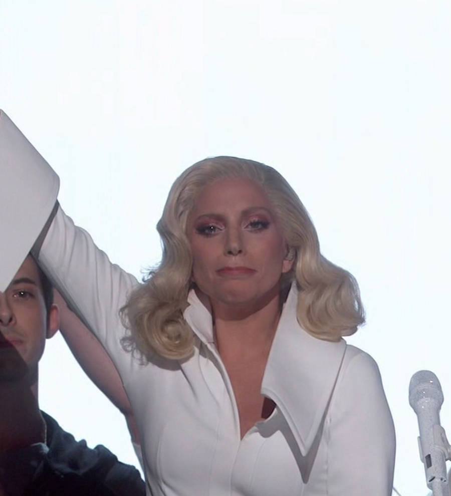 Lady Gaga honors Oscars performance with new tattoo
