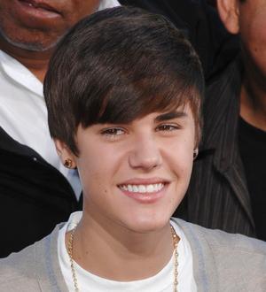 Justin Bieber offers up song for Bully