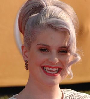 Celebrities celebrate as Prop 8 is ruled unconstitutional