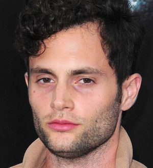 Penn Badgley tests out Jeff Buckley song at New York gig