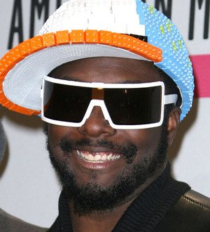 Tweeting Fans Get Will.i.am's Attention