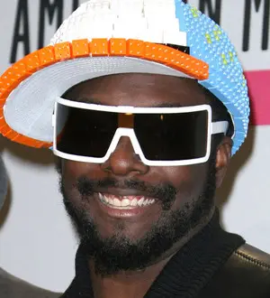 Tweeting Fans Get Will.i.am's Attention