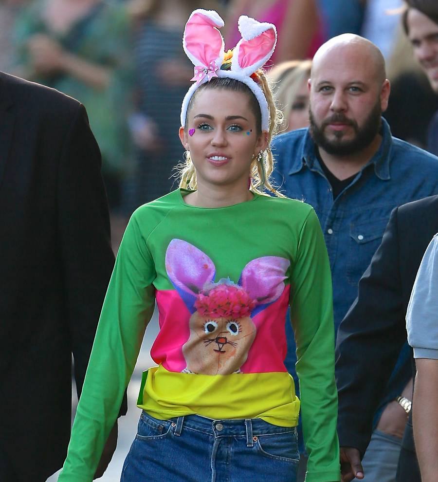 Miley Cyrus sparks engagement rumours