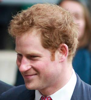 Prince Harry urges teens to drop selfies