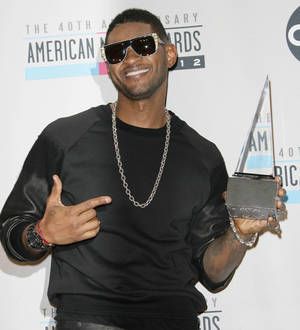 Usher left exhausted by strenuous Sugar Ray Leonard fitness regime