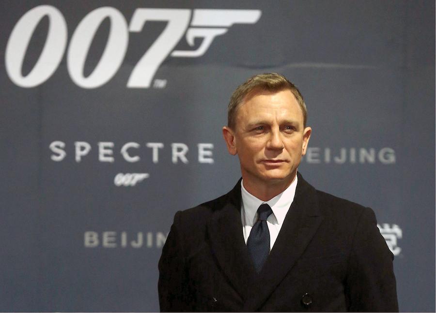 8 Actors Who Could/Should Replace Daniel Craig As James Bond!