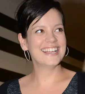 Lily Allen mocks Cheryl Cole over 2003 conviction